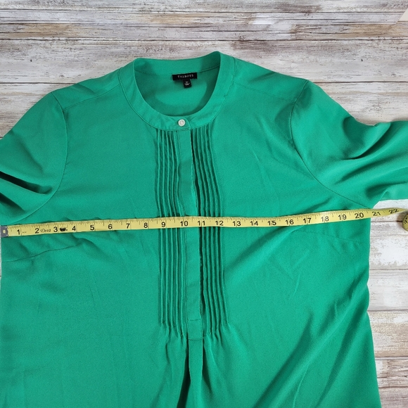 Talbots Green Button Front Long Sleeve Blouse with Pleated Detail Size 10 - Picture 6 of 12